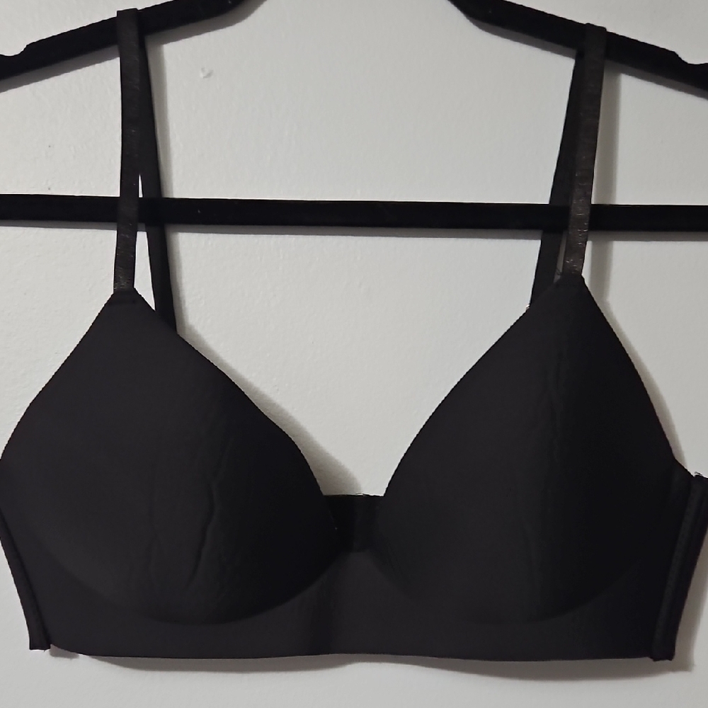 Vince Camuto Black Seamless Women's Intimate Bra Size 34B